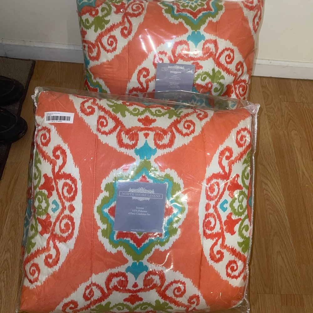 Coral/Multicolored Aztec Style Twin Comforter Set